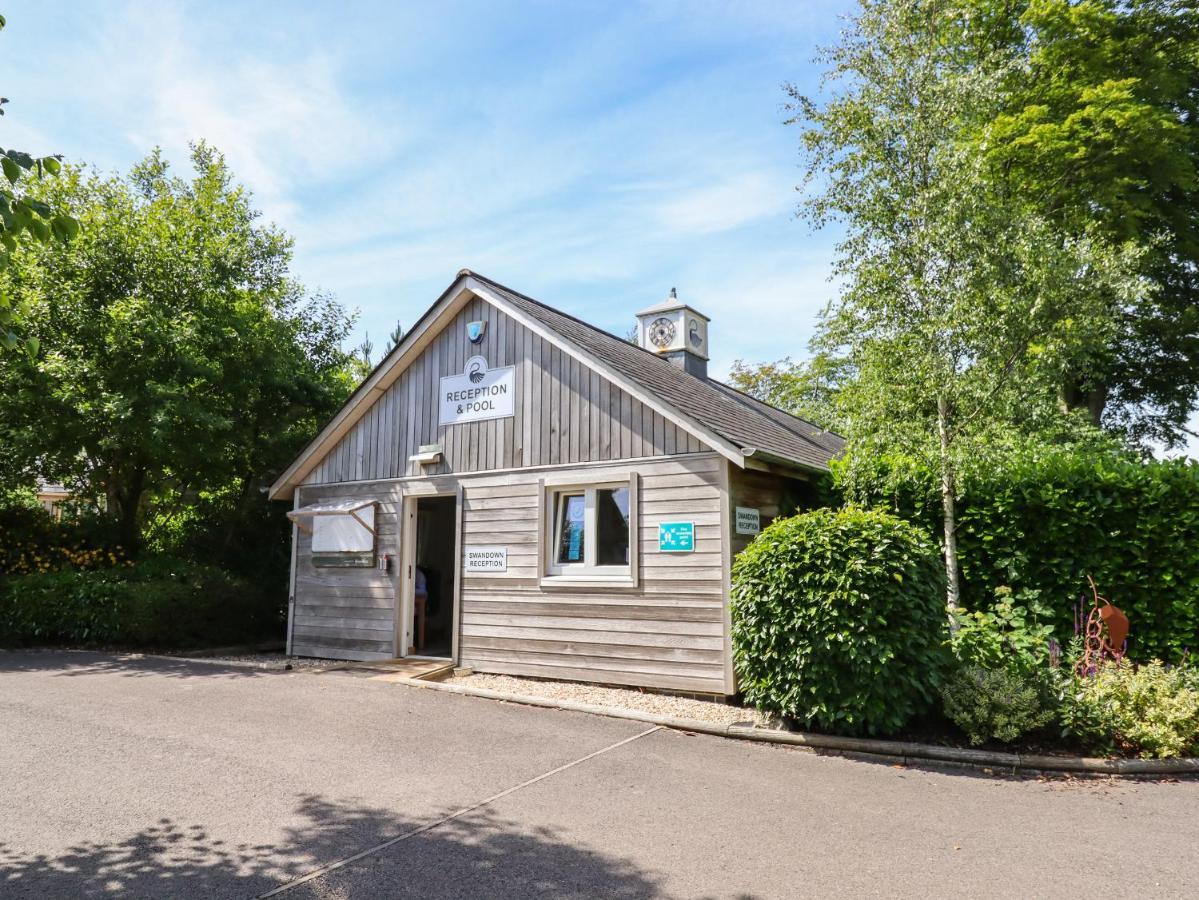 Swandown, 20 Poldon Villa Chard Dış mekan fotoğraf