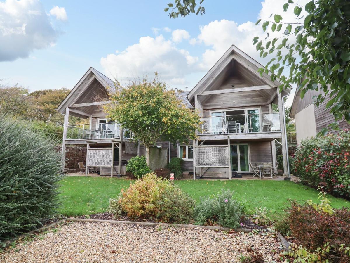 Swandown, 20 Poldon Villa Chard Dış mekan fotoğraf